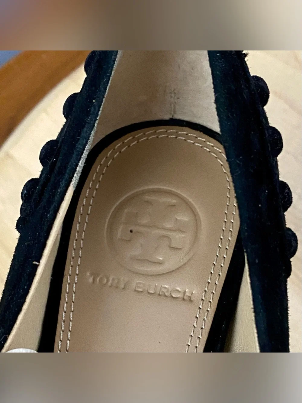 Tory Burch Colt Black Suede Studded Block Heel Pumps Round Toe Shoes Size 7M‎